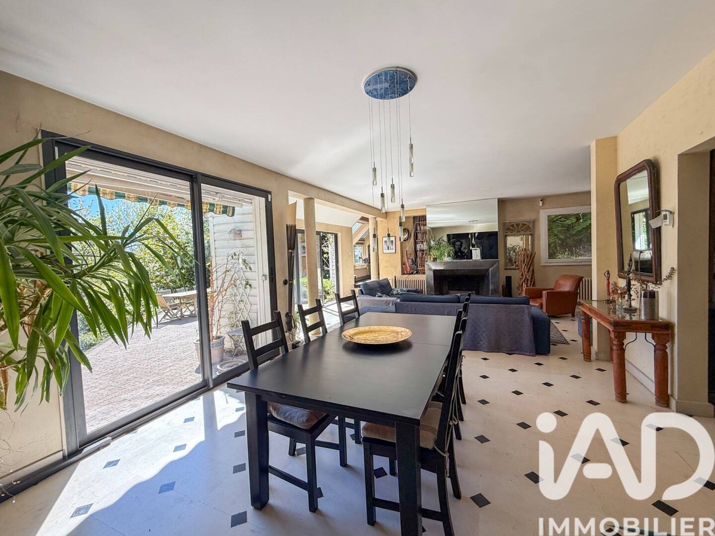 Maison 8 pièces 293 m² · à Mont-Saint-Aignan · 293 m² · 695 000 €