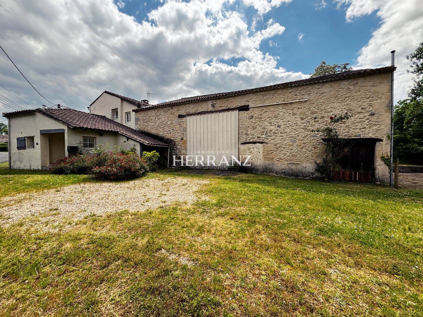 Maison 6 pièces 158 m² · à Moulin-Neuf · 158 m² · 218 000 €