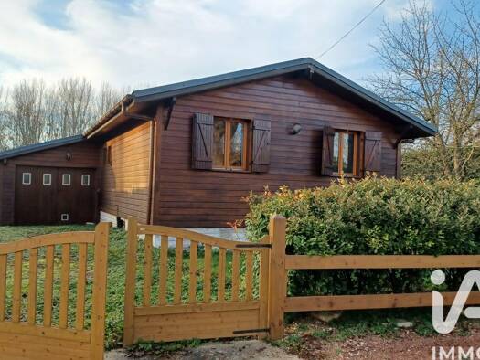 Chalet à vendre 199 000 € 4 pièces 2 chambres 60 m² 817 m² de terrain Saint-Sauveur-lès-Bray 77480