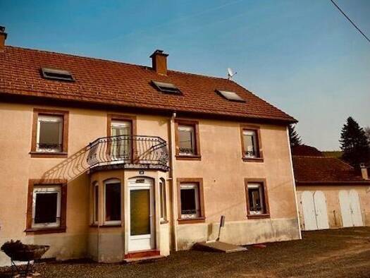 Immeuble à vendre 219 000 € 276,6 m² Fraize 88230