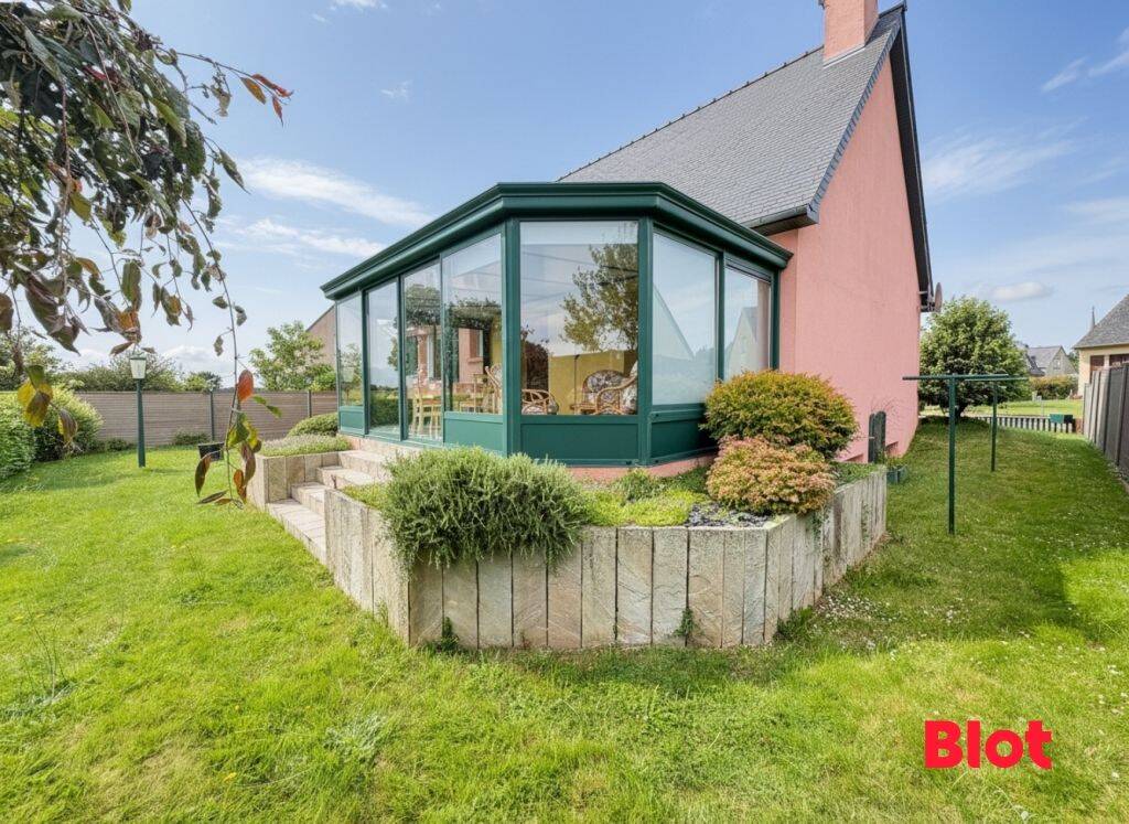 Maison 5 pièces 135 m² · à Bédée · 134,5 m² · 301 600 €