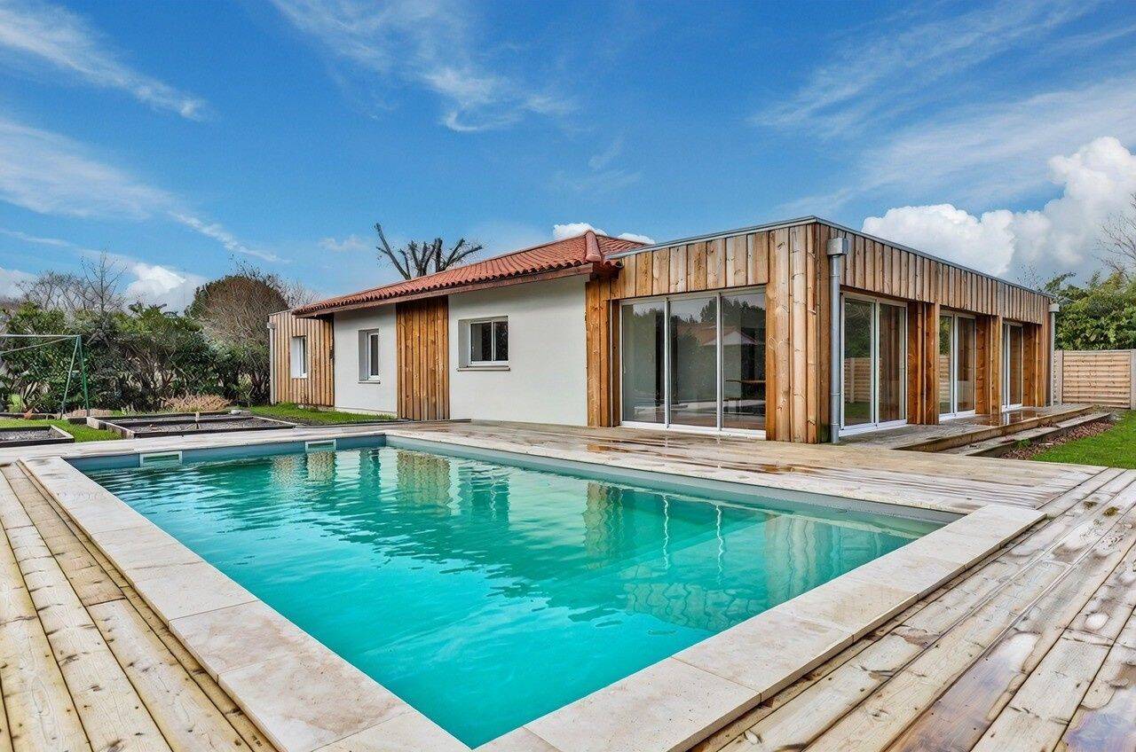 Maison 7 pièces 287 m² · à Biscarrosse · 287 m² · 899 954 €