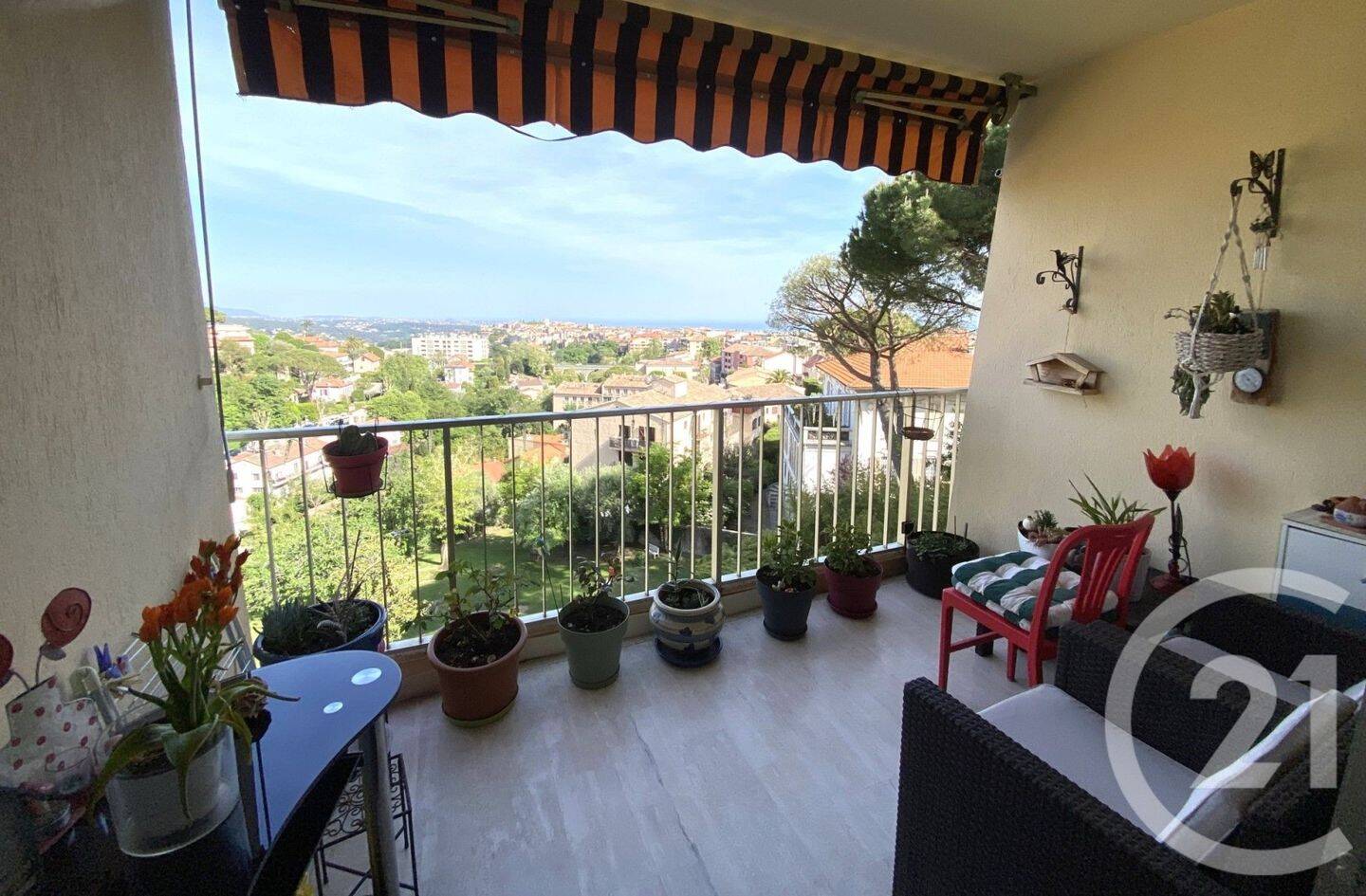 Appartement 2 pièces 51 m² · à Vence · 51 m² · 254 000 €