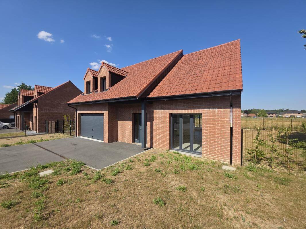 Maison 7 pièces 170 m² · à Genech · 170 m² · 549 000 €