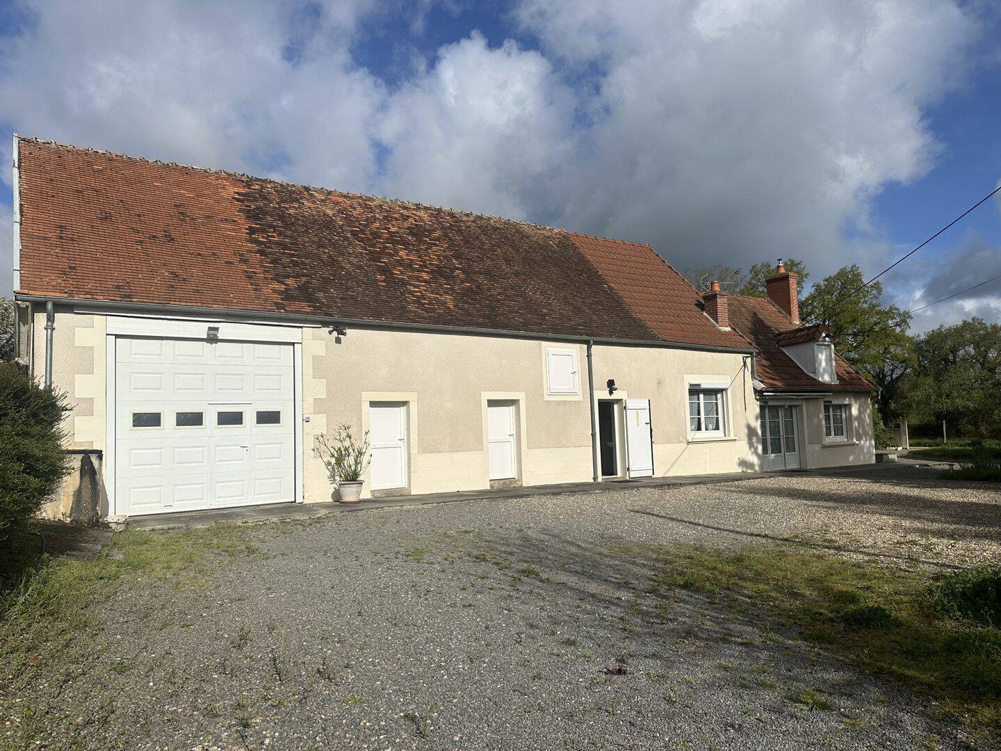 Maison 4 pièces 126 m² · à Saint-Saturnin · 126 m² · 122 000 €