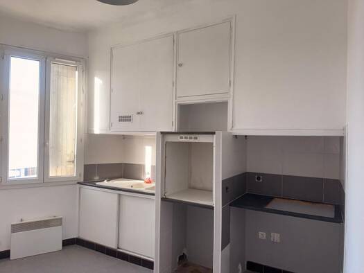 Appartement à louer 635 € 3 pièces 2 chambres 55,3 m² Les Rascas-La Ferrage Marignane 13700