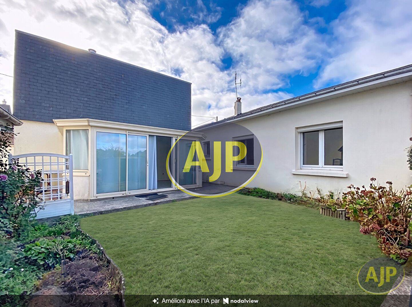 Maison 4 pièces 90 m² · à Carquefou · 90 m² · 286 200 €