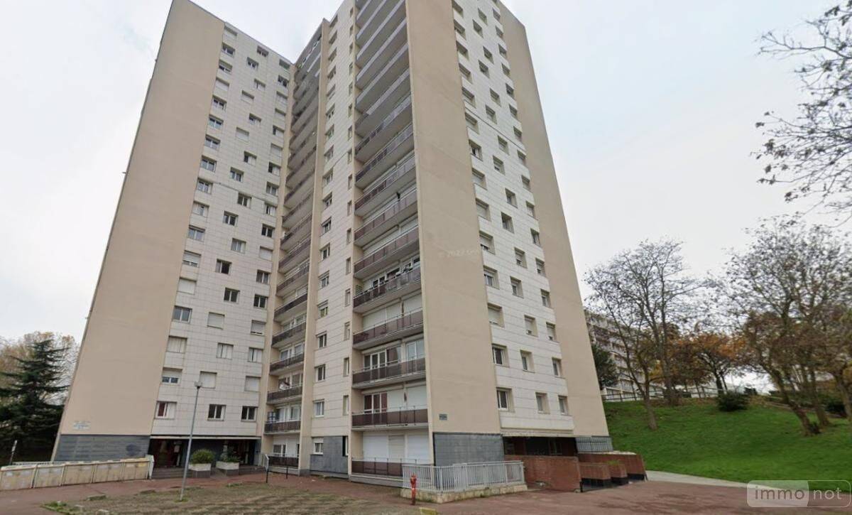 Appartement 2 pièces 54 m² · à Le Petit-Quevilly · 53,5 m² · 670 €