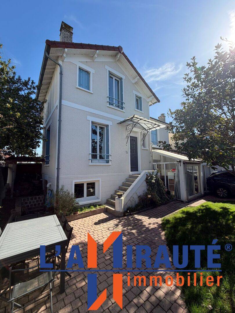 Maison 4 pièces 94 m² · à Sartrouville · 94 m² · 599 900 €