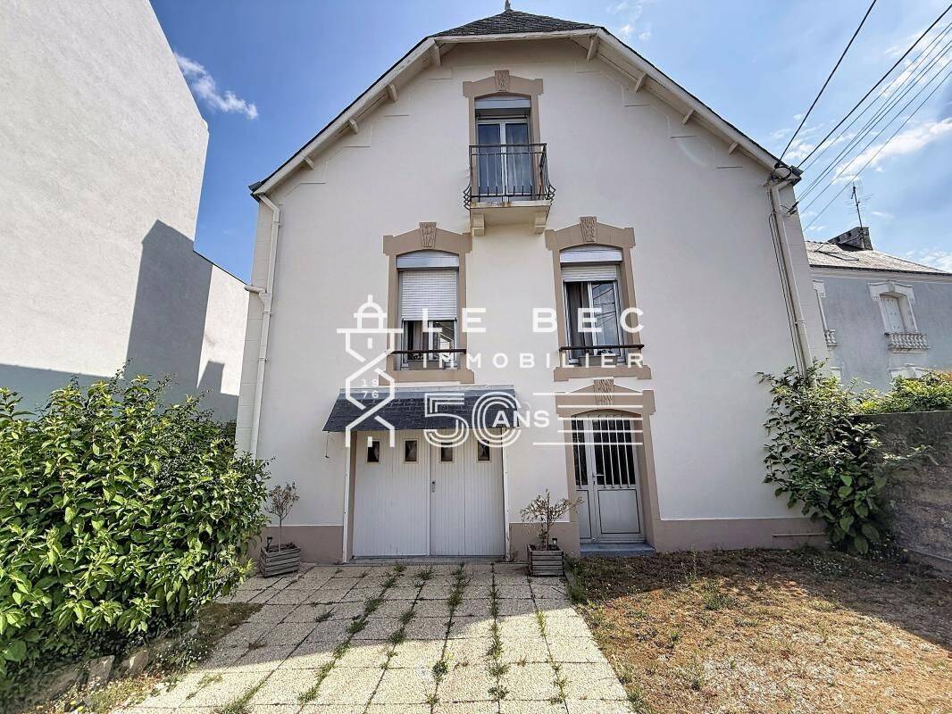 Maison 3 pièces 153 m² · à Locmiquélic · 153 m² · 295 000 €