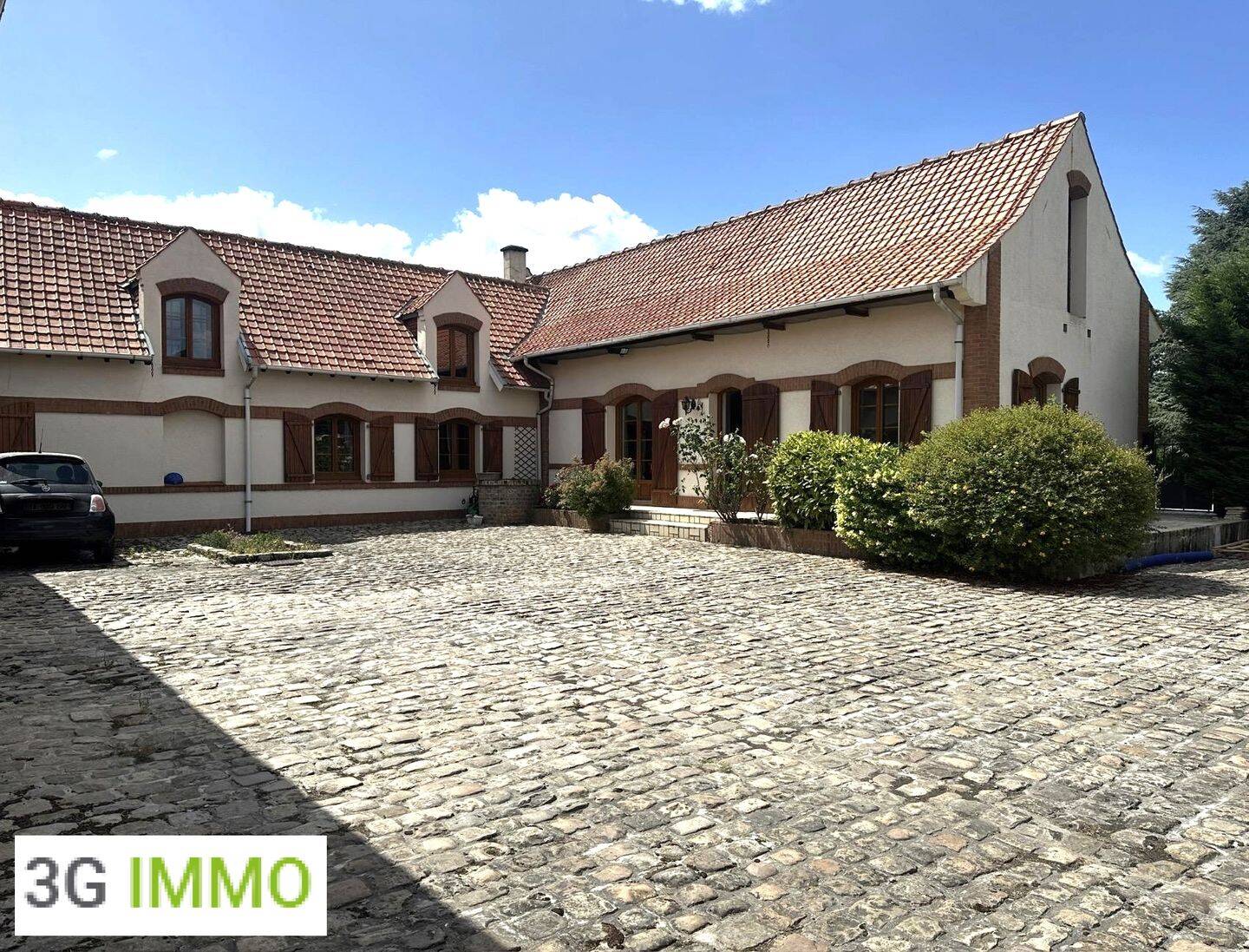 Maison 6 pièces 208 m² · à Hinges · 208,4 m² · 394 000 €