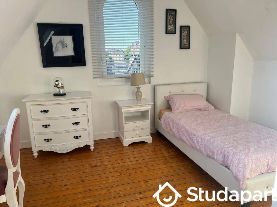 Appartement 1 pièce 14 m² · à Mont-Saint-Aignan · 14 m² · 470 €/mois