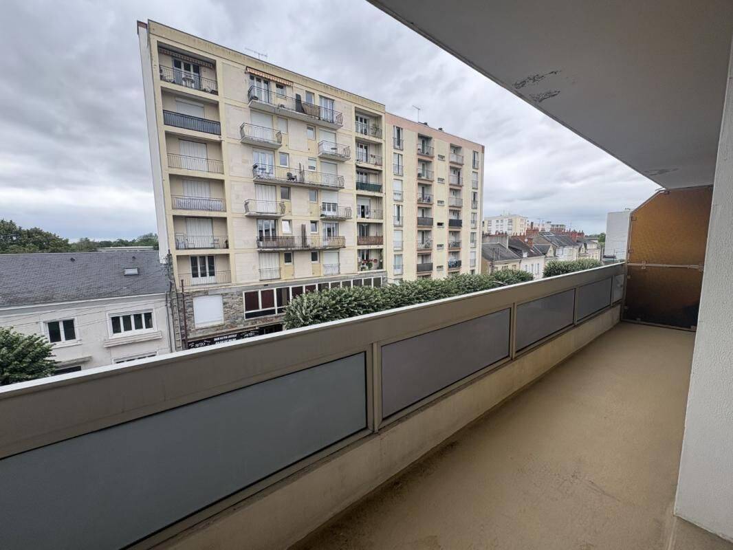 Appartement 3 pièces 56 m² · à Châteauroux · 56 m² · 570 €/mois