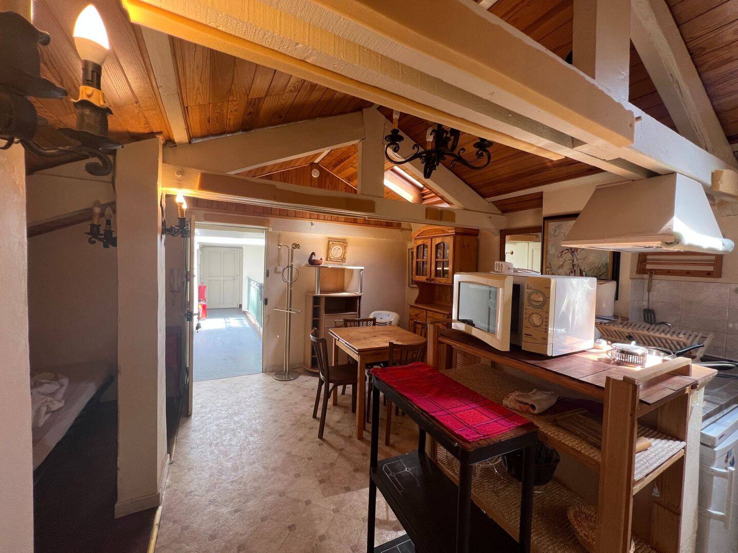 Appartement 1 pièce 18 m² · à Aix-en-Provence · 17,7 m² · 697 €