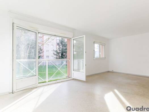 Appartement à vendre 89 000 € 3 pièces 2 chambres 71 m² Étage 3/5 Centre Ville-Bord de Meurthe Malzéville 54220