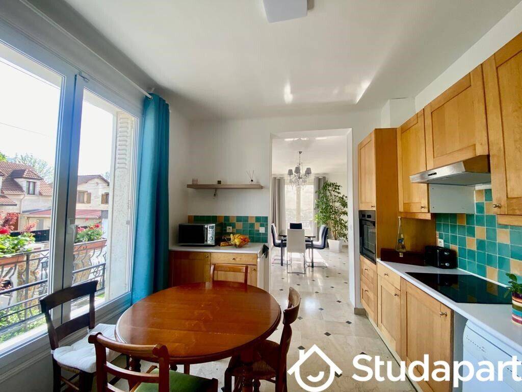 Appartement 1 pièce 15 m² · à Chelles · 15 m² · 550 €/mois