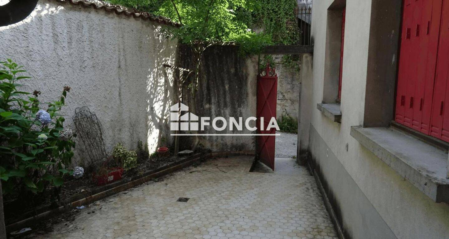 Appartement 1 pièce 23 m² · à Vienne · 22,5 m² · 339 €