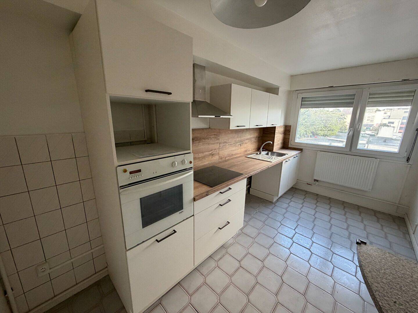 Appartement 4 pièces 82 m² · à Metz · 82 m² · 150 000 €