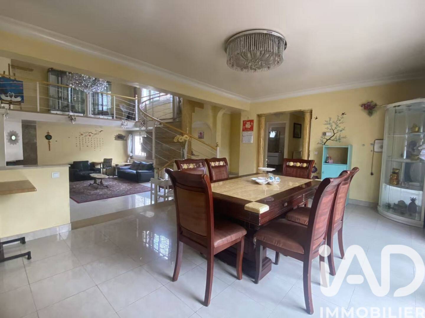 Maison 6 pièces 200 m² · à Drancy · 200 m² · 544 000 €