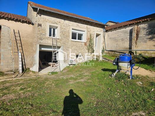 Maison à vendre 168 000 € 3 pièces 2 chambres 70 m² 316 m² de terrain Douchapt 24350