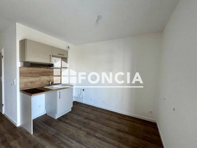 Appartement 1 pièce 30 m² · à Laval · 29,7 m² · 500 €