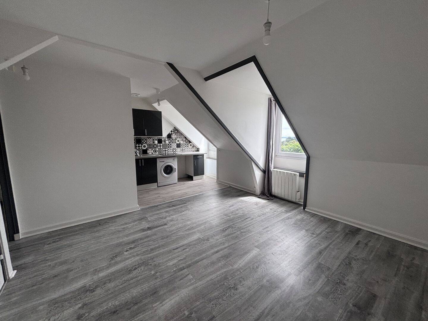 Appartement 2 pièces 30 m² · à Saint-Brieuc · 29,7 m² · 490 €