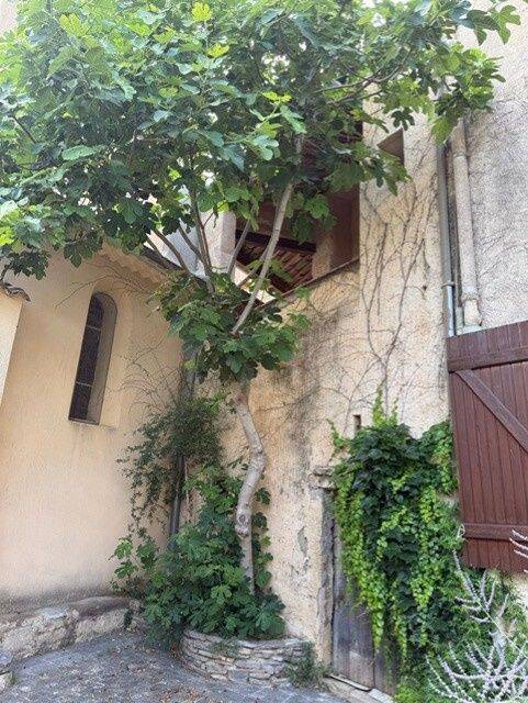 Maison 6 pièces 135 m² · à Arboras · 134,7 m² · 249 000 €