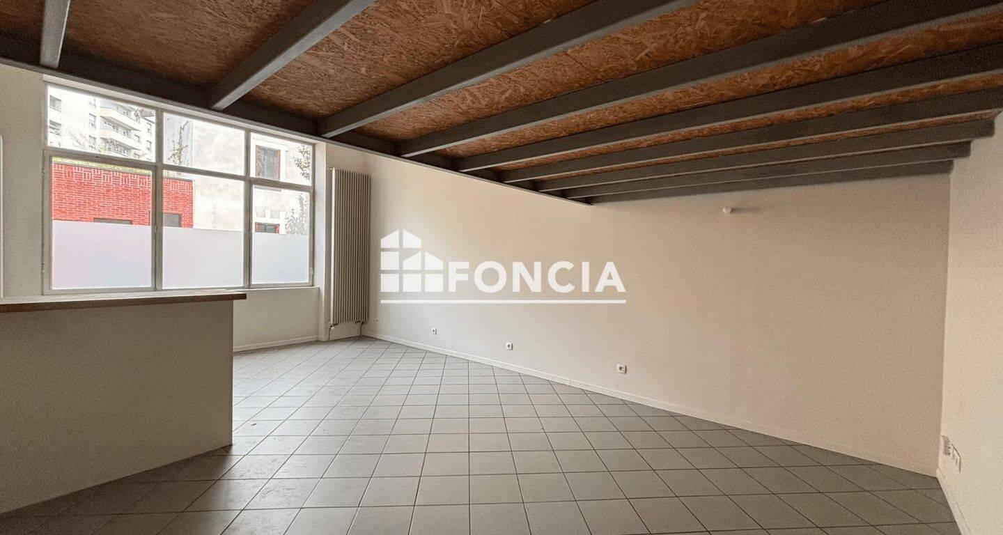 Appartement 2 pièces 67 m² · à Villeurbanne · 66,6 m² · 720 €