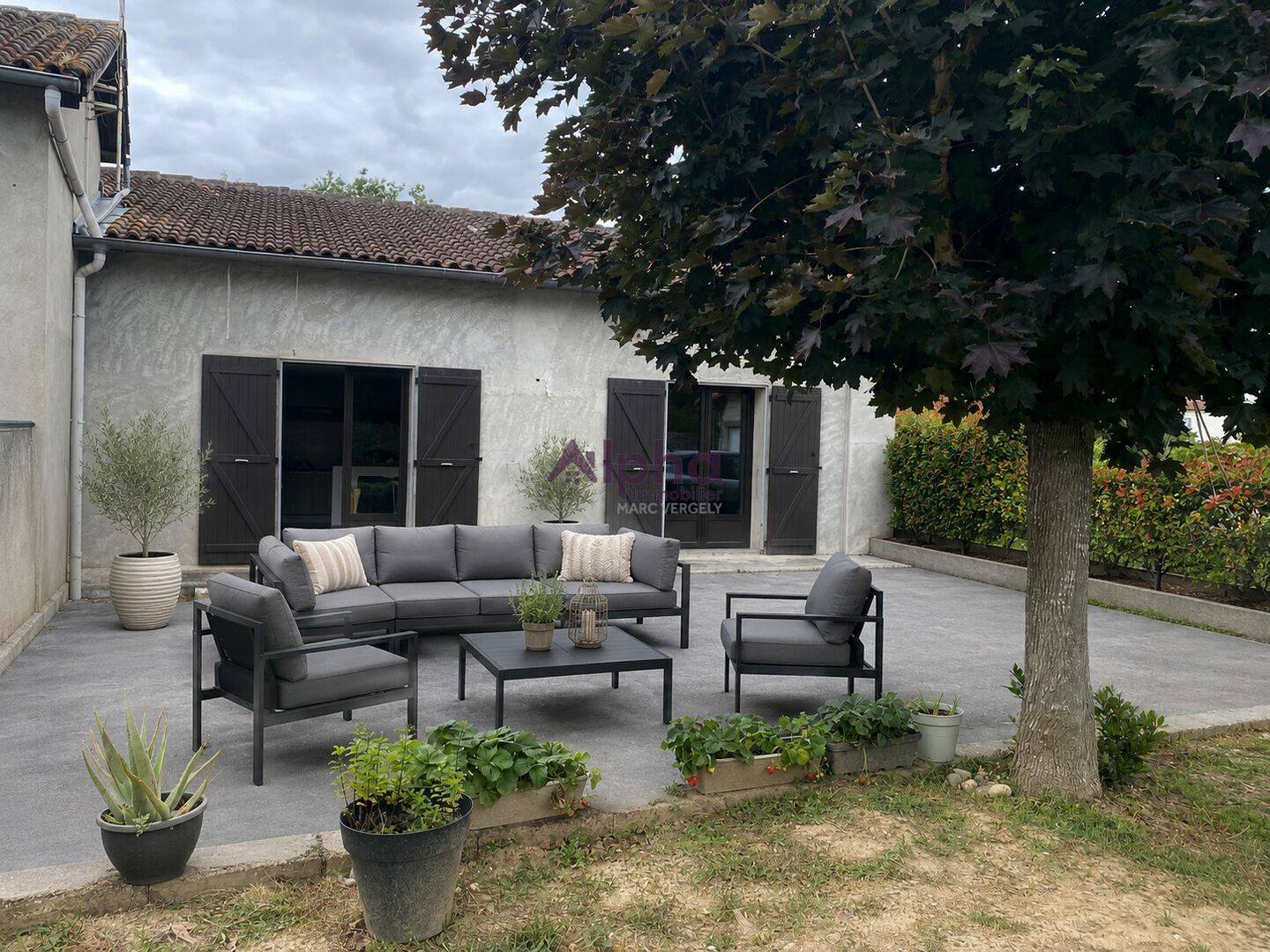 Maison 5 pièces 99 m² · à Monbéqui · 98,6 m² · 820 €/mois