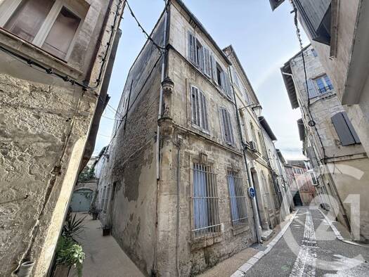 Immeuble à vendre 160 000 € Tarascon 13150