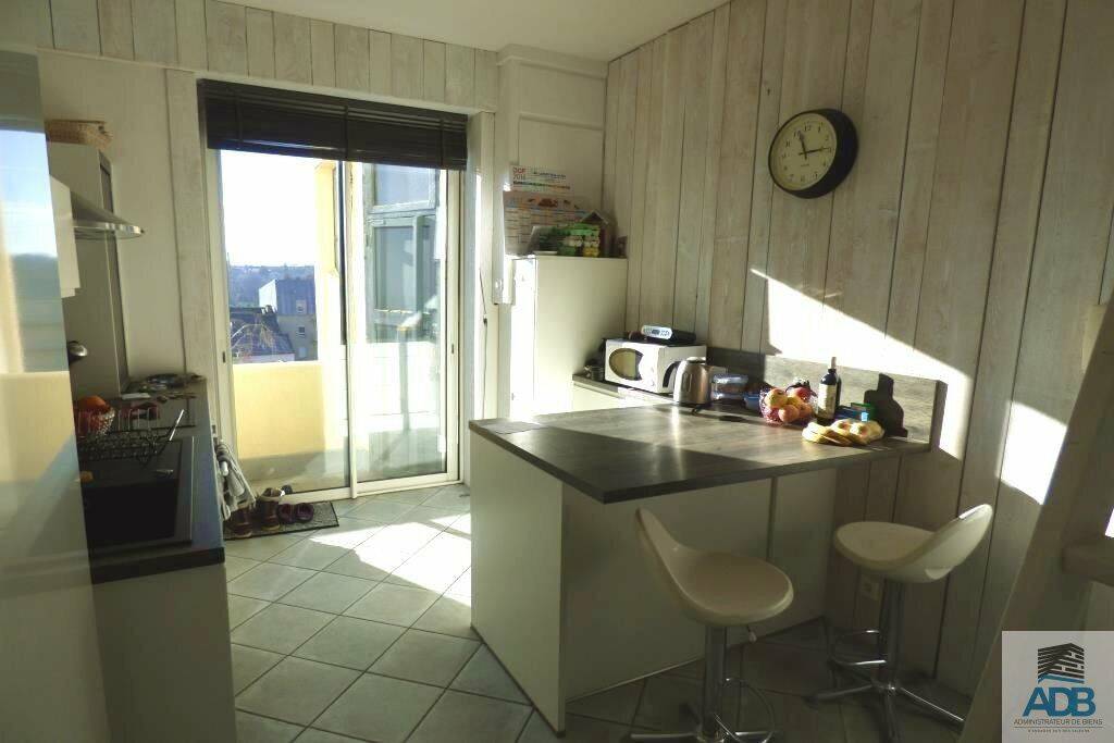Appartement 3 pièces 85 m² · à Roanne · 85 m² · 573 €