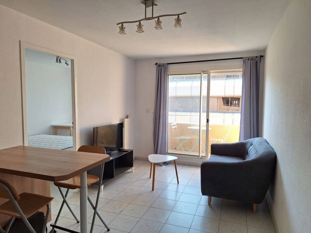 Appartement 2 pièces 35 m² · à Marseille 8ème Arrondissement · 35 m² · 760 €/mois