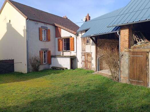 Maison à vendre 169 000 € 6 pièces 5 chambres 150 m² 906 m² de terrain Saint-Pardoux 63440