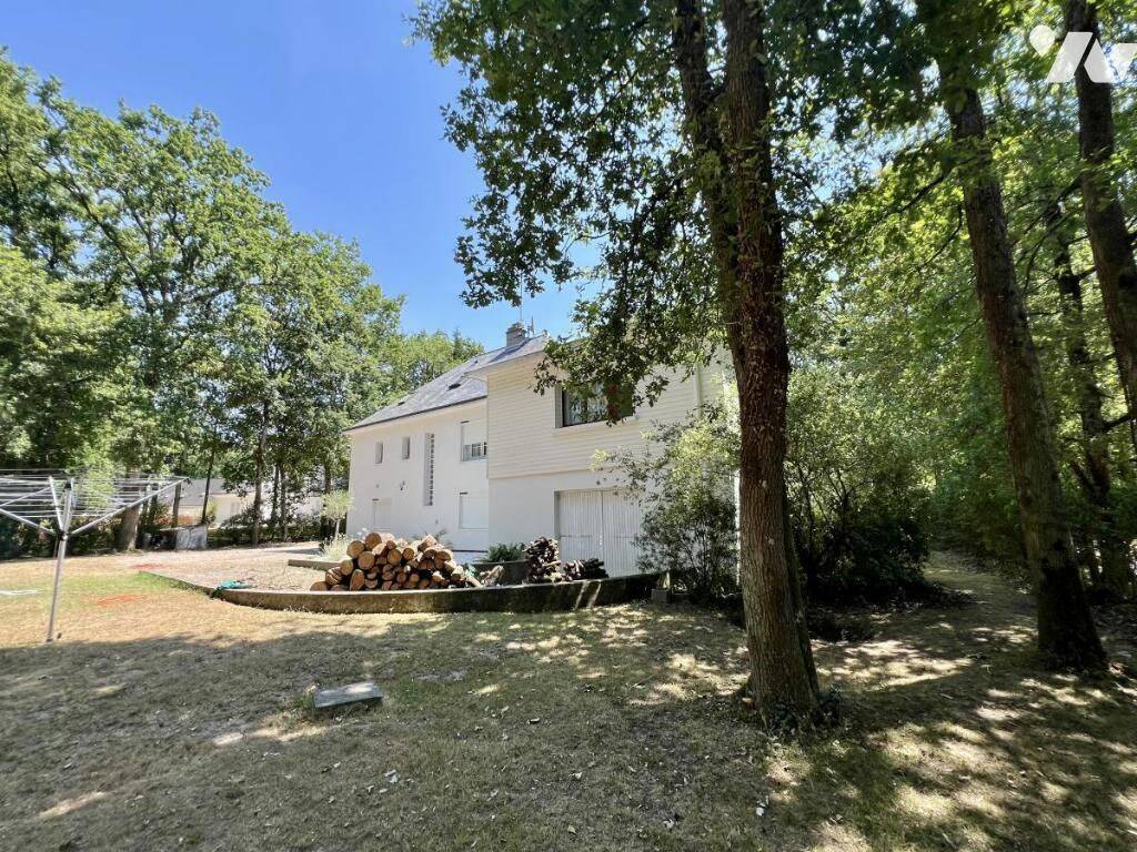 Maison 8 pièces 208 m² · à Carquefou · 208 m² · 736 000 €