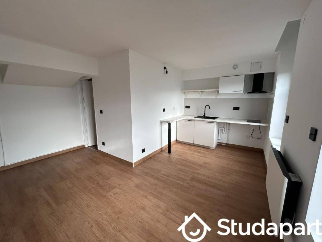 Appartement 1 pièce 23 m² · à Crespin · 23 m² · 430 €/mois