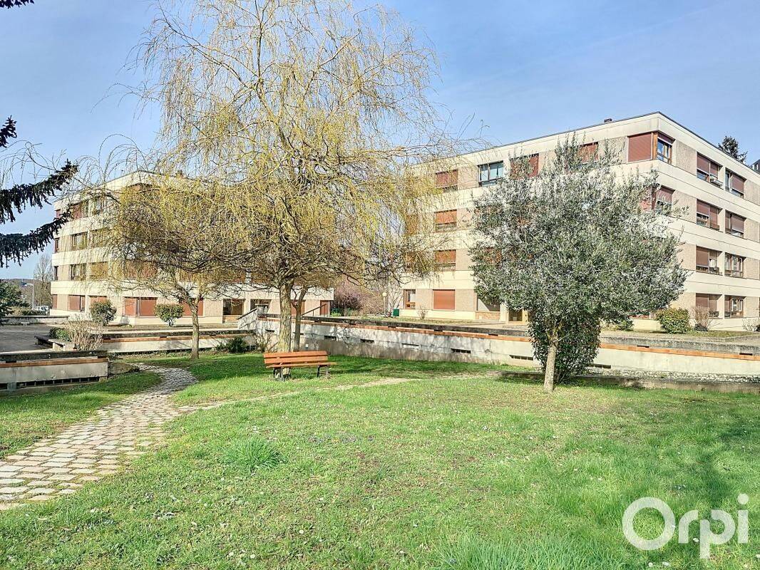 Appartement 3 pièces 65 m² · à Longjumeau · 65 m² · 136 000 €