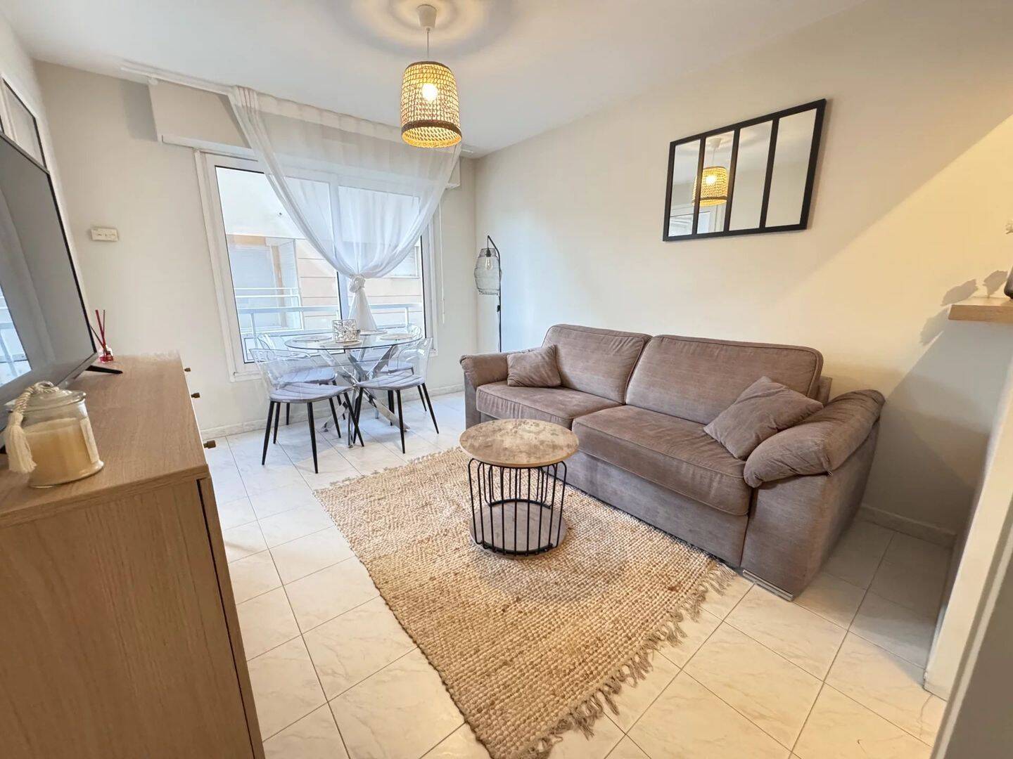Appartement 2 pièces 30 m² · à Vallauris · 30 m² · 230 000 €