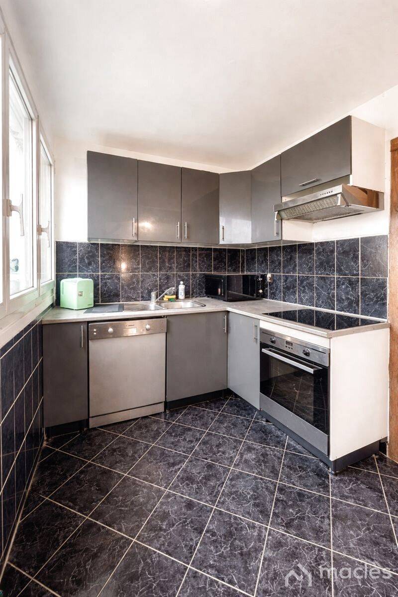 Appartement 3 pièces 56 m² · à Les Pavillons-sous-Bois · 56,2 m² · 159 000 €