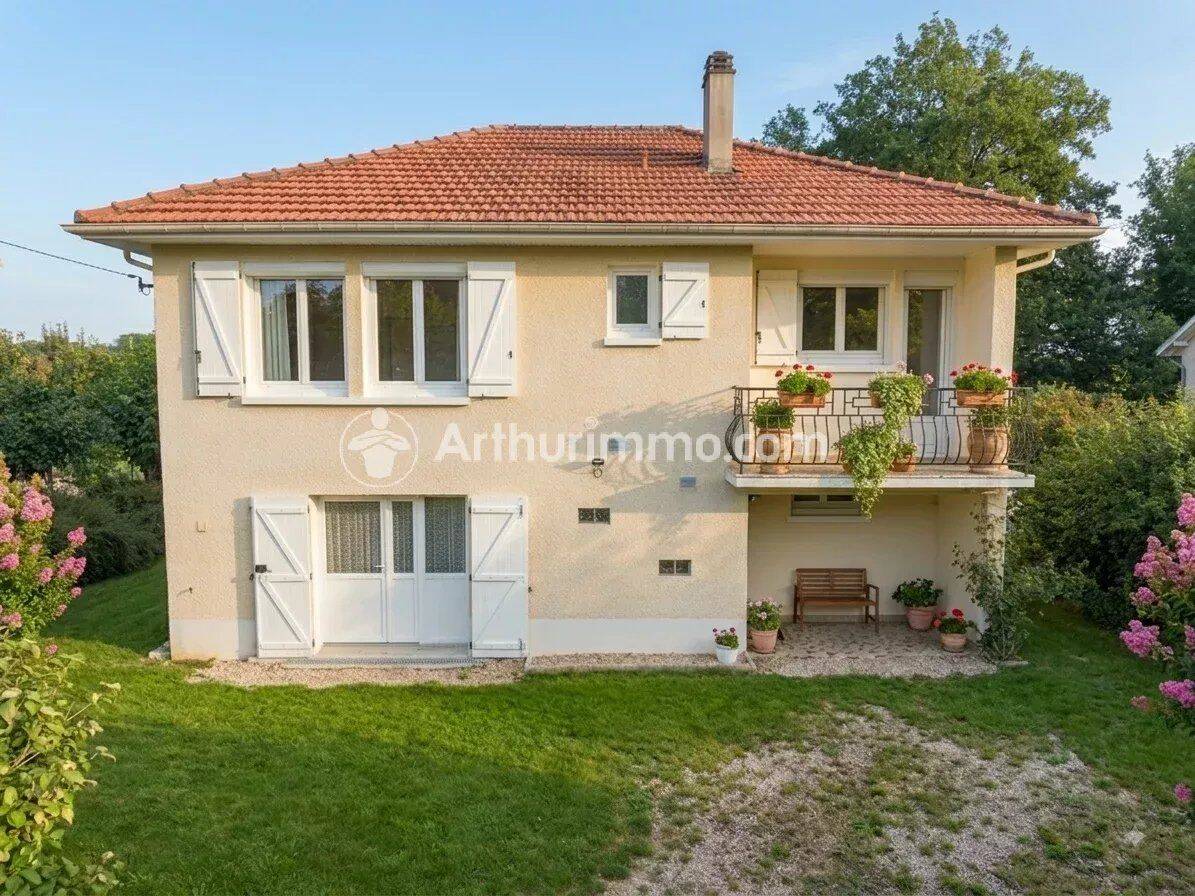 Maison 4 pièces 109 m² · à Saint-Astier · 109 m² · 144 000 €