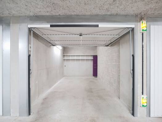 Parking à vendre 42 000 € 14 m² Le PeyronSaint Sébastien Saint-Raphaël 83700