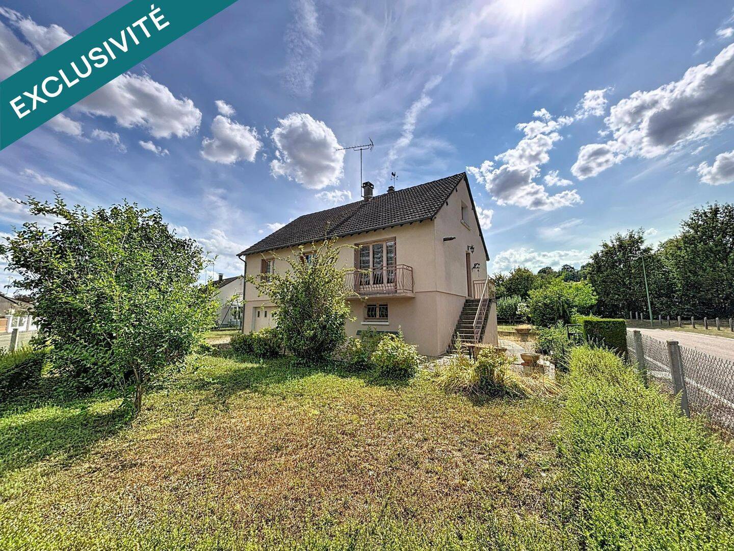 Maison 6 pièces 100 m² · à Charny Orée de Puisaye · 100 m² · 115 000 €