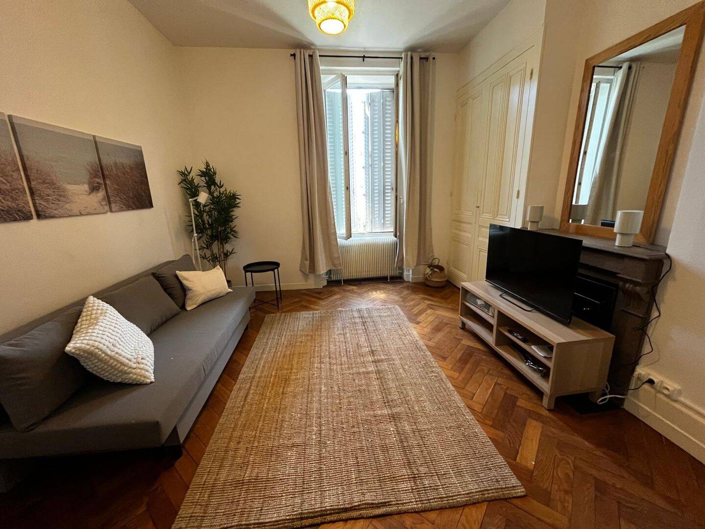 Appartement 2 pièces 56 m² · à Lyon 8ème Arrondissement · 56,2 m² · 895 €/mois