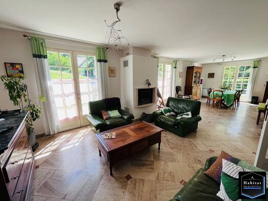 Maison à vendre 380 000 € 7 pièces 5 chambres 160 m² 1 090 m² de terrain Betz 60620