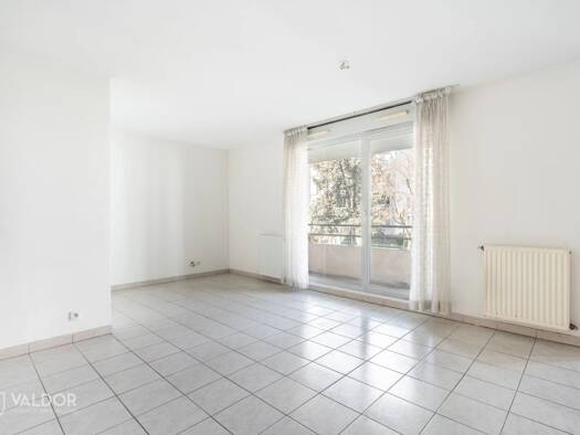 Appartement à vendre 275 000 € 3 pièces 2 chambres 65,9 m² 1er étage Girondins Lyon 7ème arrondissement 69007