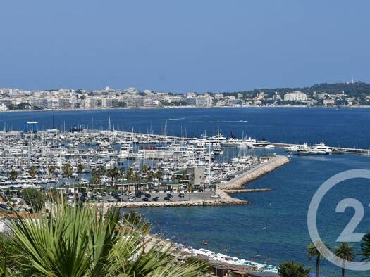 Appartement à vendre 780 000 € 3 pièces 2 chambres 75,76 m² 2ème étage Vallauris 06220