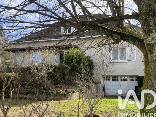 Maison de plain-pied à vendre 219 000 € 5 pièces 3 chambres 130 m² 1 134 m² de terrain Châteauneuf-la-Forêt 87130