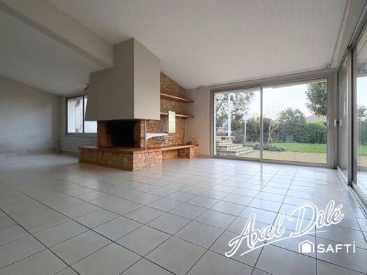 Maison à vendre 243 000 € 8 pièces 4 chambres 214 m² 786 m² de terrain Beaupréau-en-Mauges 49510