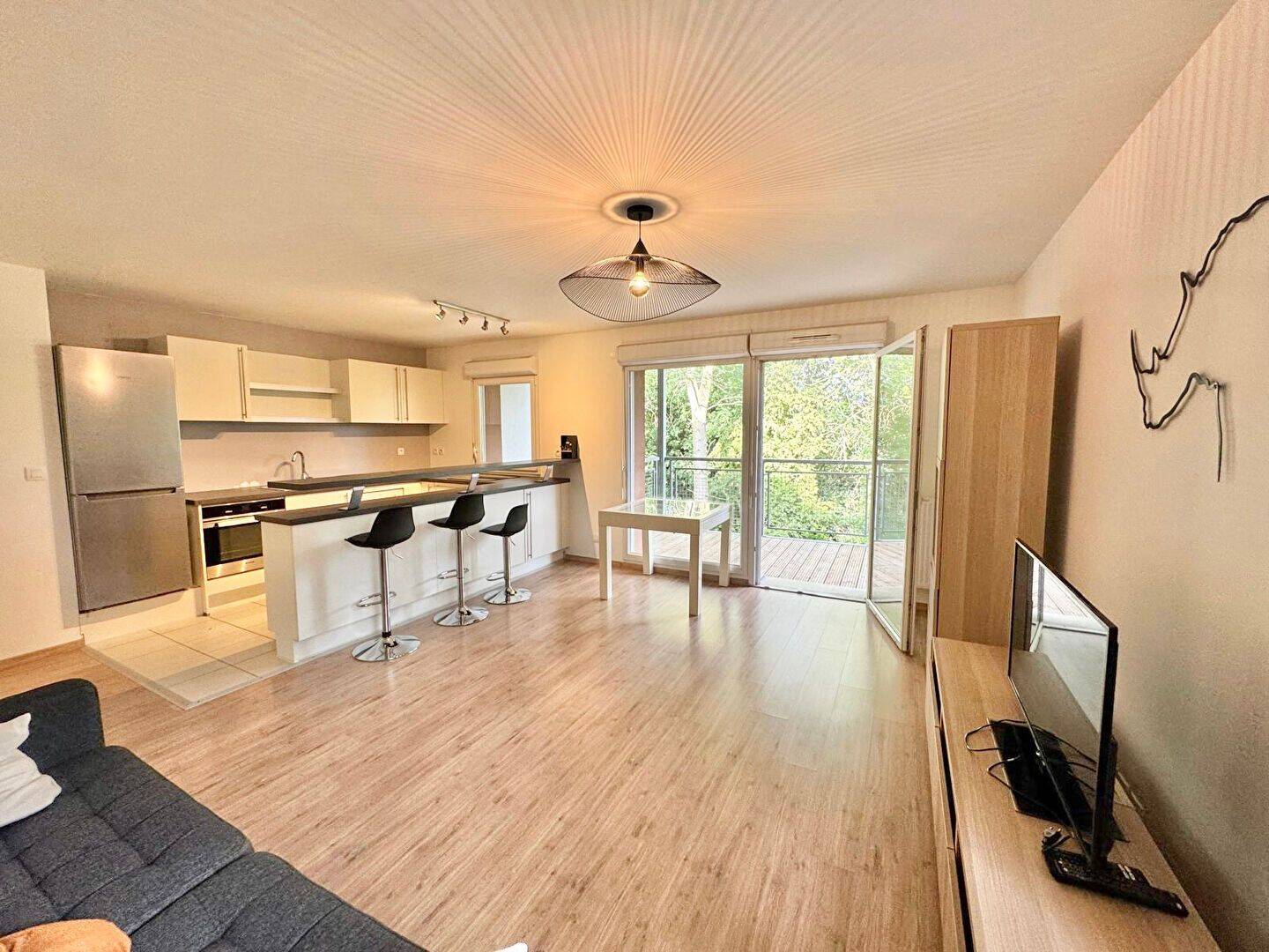 Appartement 3 pièces 67 m² · à Saint-André-lez-Lille · 66,6 m² · 245 000 €