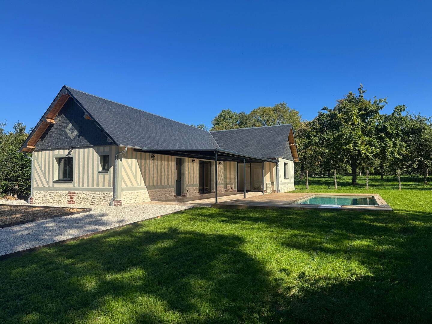 Maison 4 pièces 92 m² · à Moyaux · 92 m² · 310 000 €