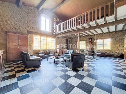 Maison à vendre 199 000 € 5 pièces 3 chambres 221 m² 5 000 m² de terrain Lavernose-Lacasse 31410